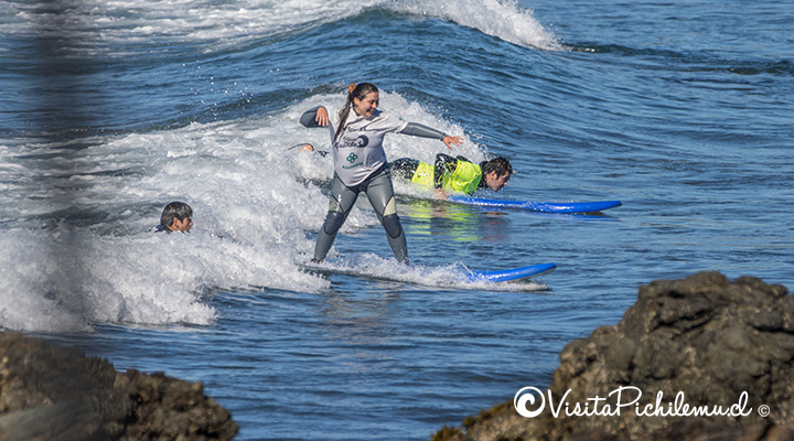 individual-class-surf-school-playa-grande-punta-de-lobos-pichilemu